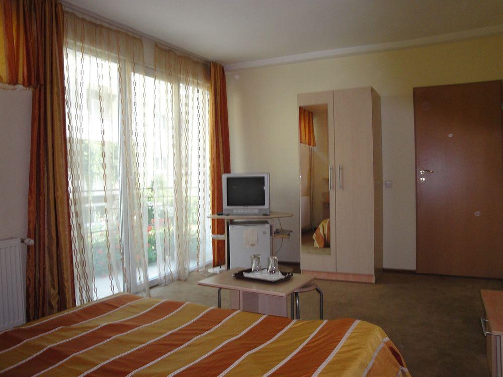 Suri Guesthouse บราชอฟ ภายนอก รูปภาพ